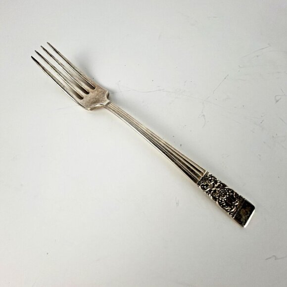 Oneida Community Coronation Silverplate Flatware 1936 ONE Dinner Fork 7.5" - Picture 1 of 9